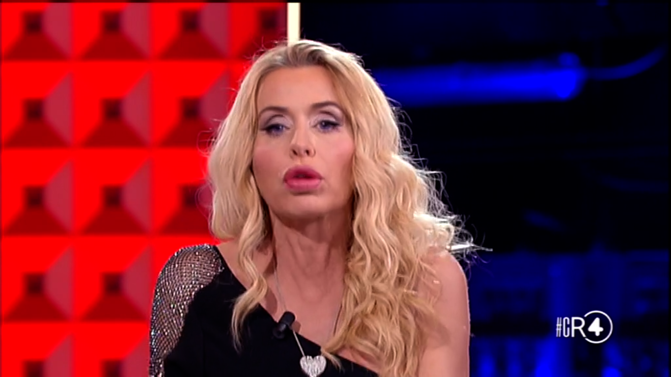 Valeria Marini: &#8220;Rita Rusic non può diffamarmi così. Antonella Elia e Antonio Zequila irrispettosi&#8221; (VIDEO)