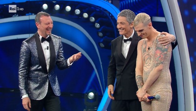 Achille Lauro in body a Sanremo 2020 (video)