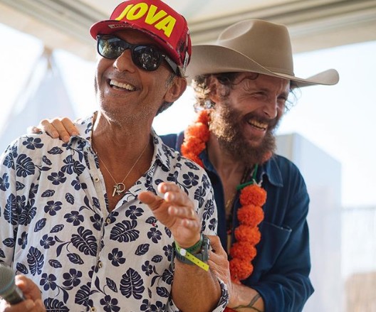 Jovanotti: &#8220;Applausi ad Amadeus e urla di gioia a Fiorello per Sanremo 2020&#8221;