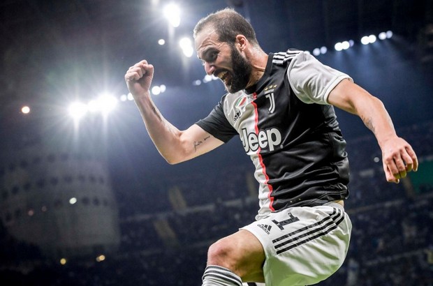 Gonzalo Higuain: età, Juve, vita privata, gol, Napoli