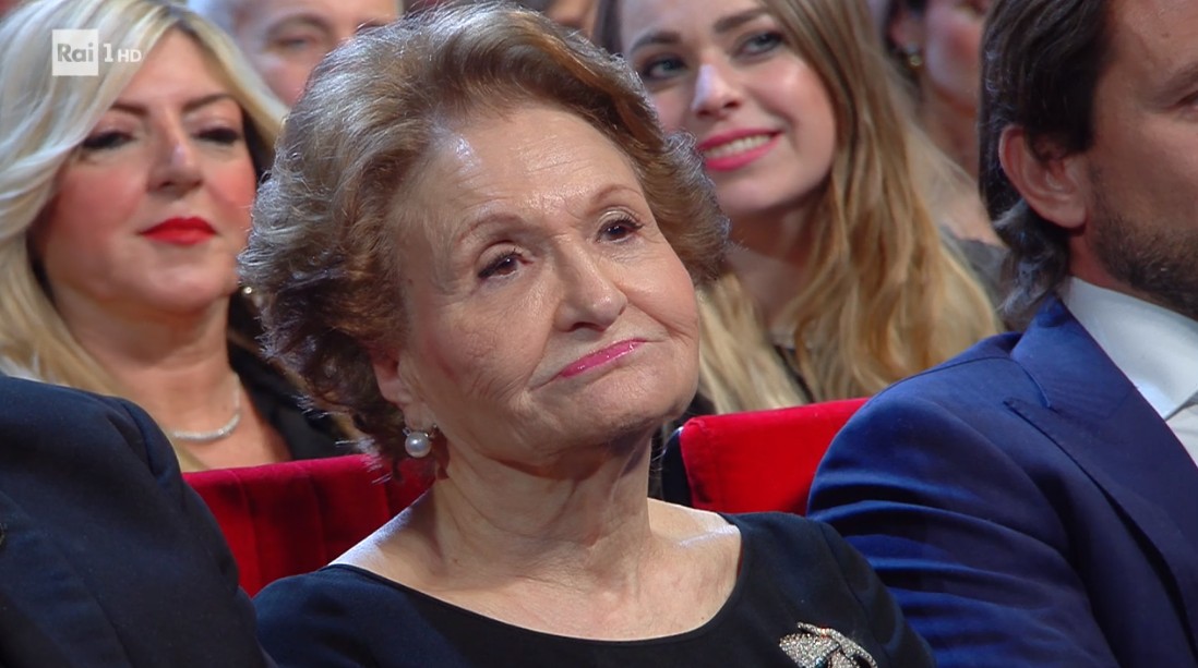 Elena, chi è la nonna di Diletta Leotta (video)