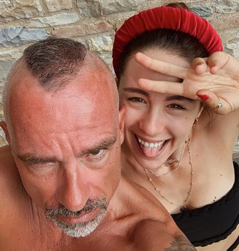 Aurora Ramazzotti: &#8220;Mio padre Eros non concepisce il gossip gratuito&#8221;