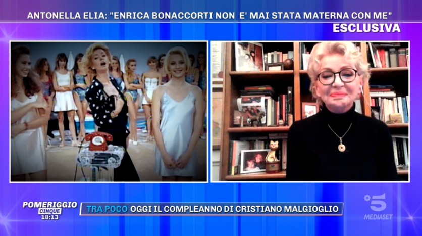 Enrica Bonaccorti risponde ad Antonella Elia: &#8220;Ho una voglia matta di abbracciarti&#8221; (video)
