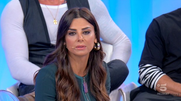 Serena Enardu arrabbiata per le critiche: &#8220;Io non so se collegate il cervello. Ora basta!&#8221; (VIDEO)