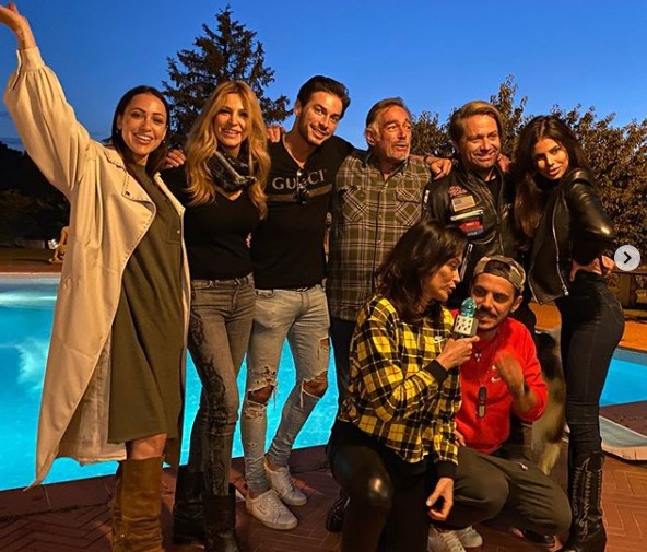 Grande Fratello Vip, la reunion della gang a casa di Fabio Testi (foto)