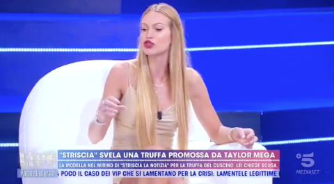 Live &#8211; Non è la d&#8217;Urso, Taylor Mega fa pace con Barbara d&#8217;Urso: &#8220;Ho indetto una class action contro le truffe social&#8221;