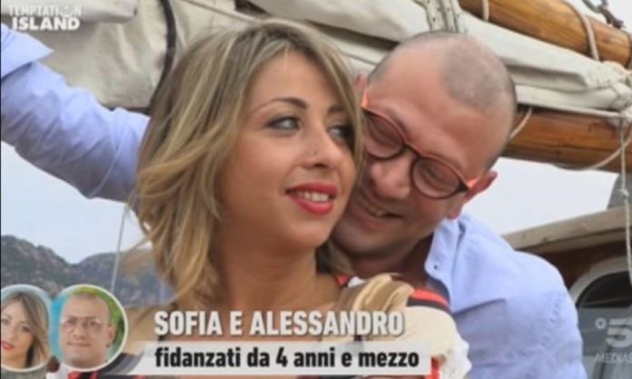 Temptation Island 2020, Sofia e Alessandro: &#8220;I 17 anni che ci separano sono un elemento determinante&#8221;