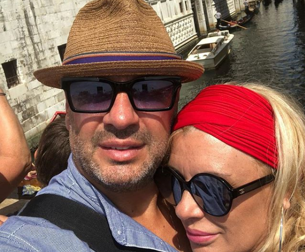 Tina Cipollari dice addio al fidanzato Vincenzo Ferrara e si riavvicina a Kiko Nalli? La secca smentita