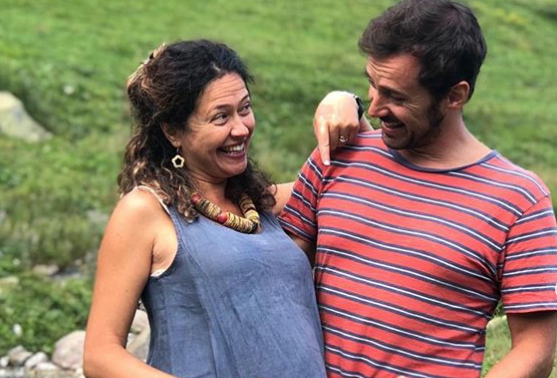 Eleonora D&#8217;Urso è incinta, il messaggio d&#8217;affetto del marito su Instagram: &#8220;Dammi un bacio&#8230;&#8221;