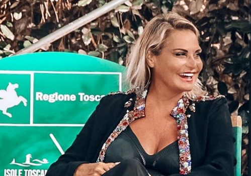 Simona Ventura, struggente dedica ai figli: &#8220;Siete sempre stati l&#8217;essenza della mia vita&#8221;