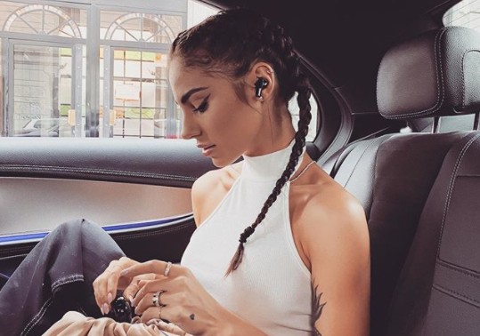 Foto Giulia De Lellis tradisce Andrea Damante