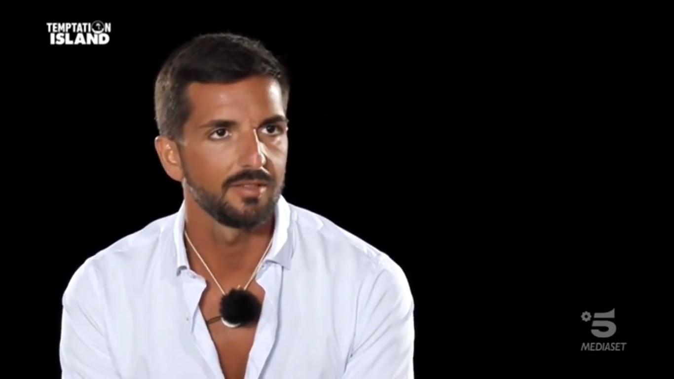 Temptation Island 8, Davide chiede il falò di confronto immediato con Serena (VIDEO)