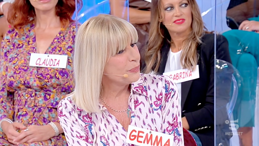 Uomini e donne: Gemma bacia Biagio, ma lui esce anche con Maria e Sabina