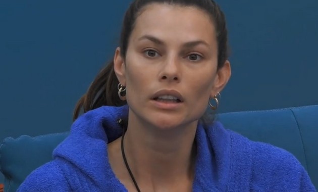 Dayane Mello
