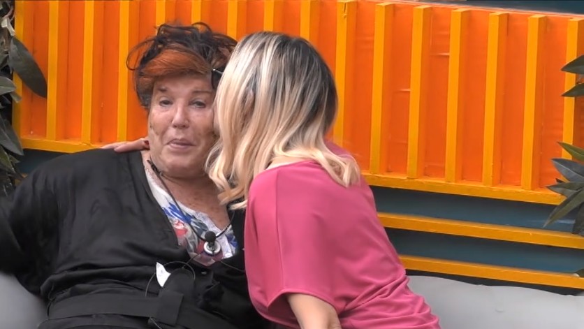 Grande Fratello Vip 5: la nuova lite tra Patrizia De Blanck e Stefania Orlando (video)