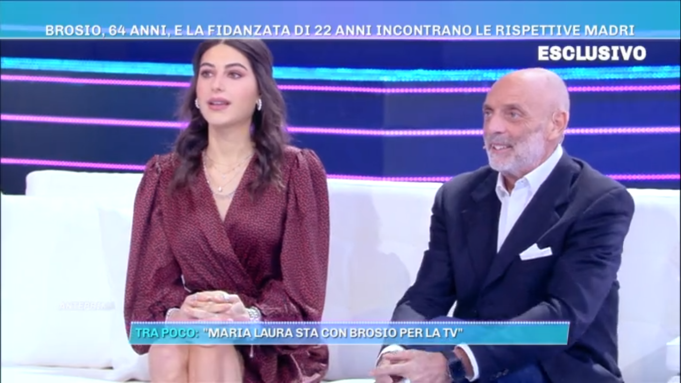 Paolo Brosio e la fidanzata Maria Laura De Vitis conoscono le suocere a Domenica Live (video)