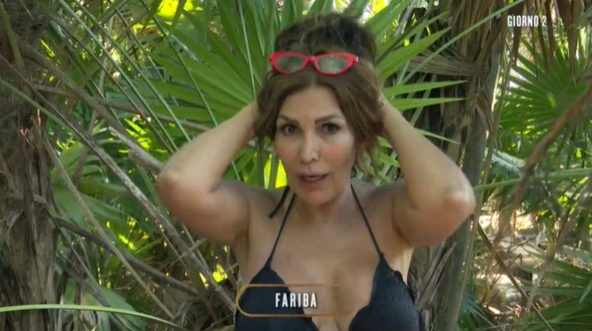 Isola dei Famosi 15, Fariba contro Awed: &#8220;Ha bestemmiato!&#8221;