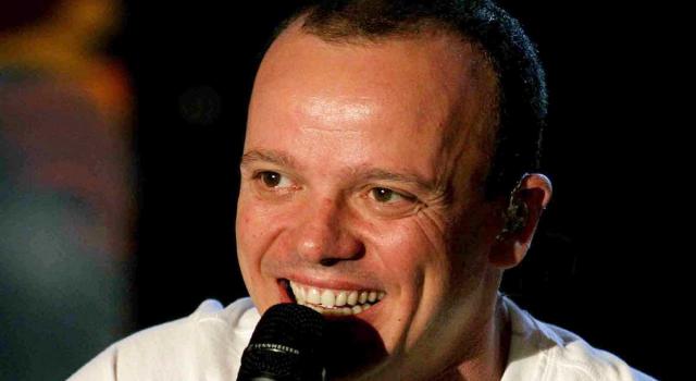 Gigi D&#8217;Alessio papà per la quinta volta: è nato il figlio di Denise Esposito