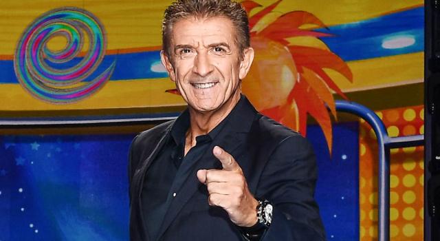 Ezio Greggio, la dedica alla fidanzata 30enne: &#8220;Lei è una persona straordinaria&#8221;