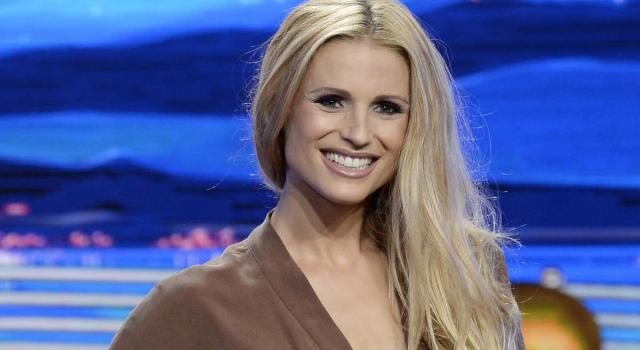 Michelle Hunziker intende riconquistare Trussardi? Un dettaglio non sfugge ai fan