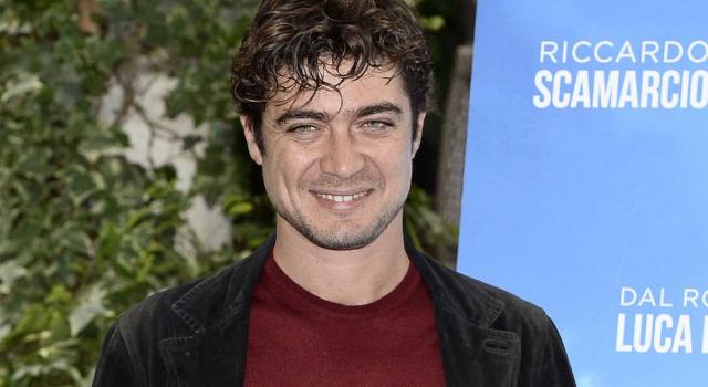 Riccardo Scamarcio rompe il silenzio su Benedetta Porcaroli