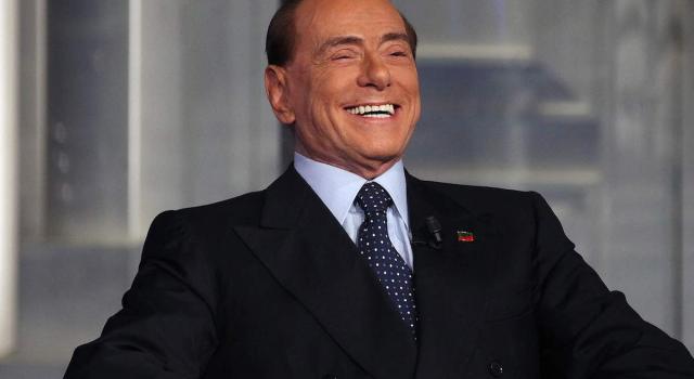 Silvio Berlusconi e Marta Fascina &#8220;quasi sposi&#8221;: le foto della cerimonia