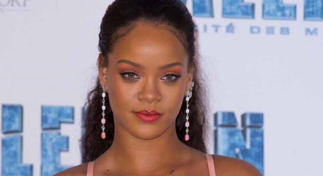 Rihanna, la confessione sulla gravidanza: &#8220;Sto benissimo ma&#8230;&#8221;