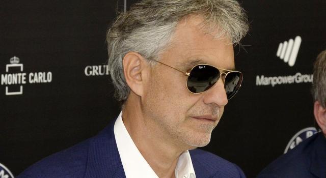 Andrea Bocelli vittima di un furto: i ladri hanno saccheggiato la sua villa a Forte dei Marmi