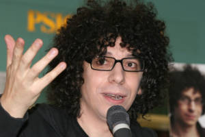 Giovanni Allevi lotta in ospedale: "Ecco cosa faccio per il dolore"
