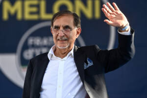 Il figlio di La Russa denuncia Vecchioni