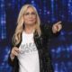 Mara Venier e la figlia al concerto di Ultimo: 'Ma non eravate in lutto?'