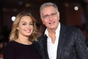 &#8220;Paolo Bonolis con la sua nuova fiamma&#8221;: spunta il commento di Sonia Bruganelli