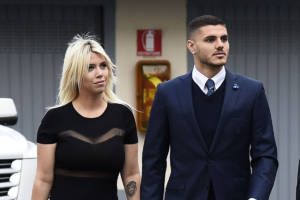 Wanda Nara preoccupa Icardi: il bomber cambia squadra per assisterla