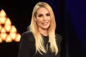 Dalla gravidanza di Miriam Leone ai tradimenti svelati tra Totti e Ilary: i gossip della settimana