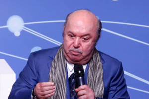 Lino Banfi, il dramma: 'Non riesco ancora a sognare mia moglie, aiutatemi'