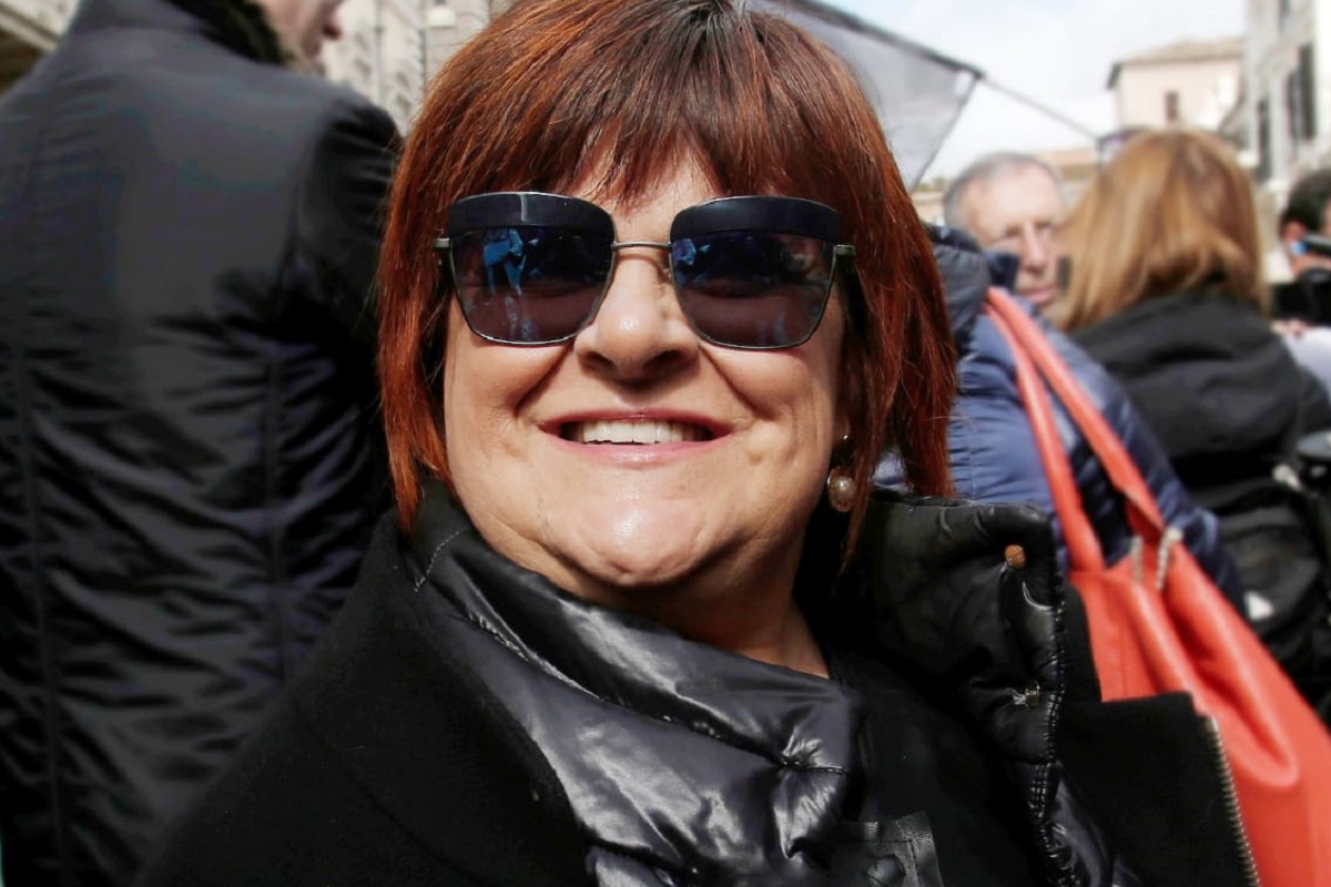 'Nana, sei brutta!': Stefania Pezzopane replica agli haters