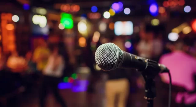 Dramma per il cantante: &#8220;Se non voglio morire devo smettere&#8221;