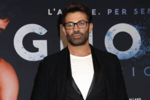 Gianni Sperti non si contiene a Uomini e Donne: &#8220;Non l&#8217;hai mai amato&#8221;