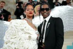 Rihanna, mistero svelato: il particolare nome scelto per il secondo figlio