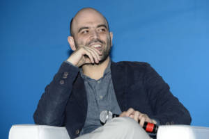 Roberto Saviano, compleanno e foto di quando era piccolo: &#8220;Sono ancora vivo&#8221;