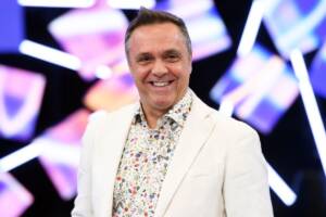 Enrico Brignano, la frecciatina di un famoso collega: 'Il successo lo ha portato su una strada di...'
