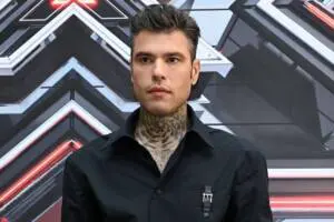 Fedez mette le mani avanti: "Se balbetterò..."
