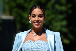 Georgina Rodriguez troppo sensuale allo stadio: costretta a "scappare"