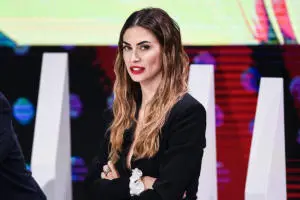 Melissa Satta stronca Paola Ferrari: &#8220;Una rosicona&#8221;