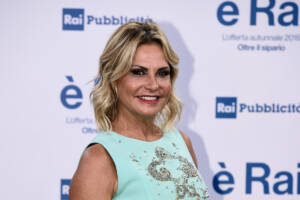 Simona Ventura: "La Rai riporti i reality in tv. Non sono indegni"