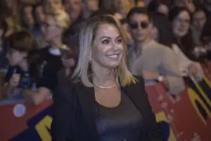 Sonia Bruganelli, spunta una curiosa pillola blu: "Per il mio fidanzato"