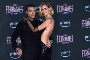 Fedez, cosa combini? La Ferragni si arrabbia: "Mi metti in imbarazzo"