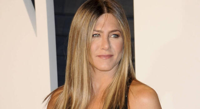 Jennifer Aniston, l&#8217;addio emozionante a Matthew Perry: &#8216;Mi mancherai per sempre fratellino&#8217;