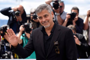 George Clooney, il dramma dell&#8217;amico Matthew Perry: &#8216;Vederlo sul set era difficile&#8217;