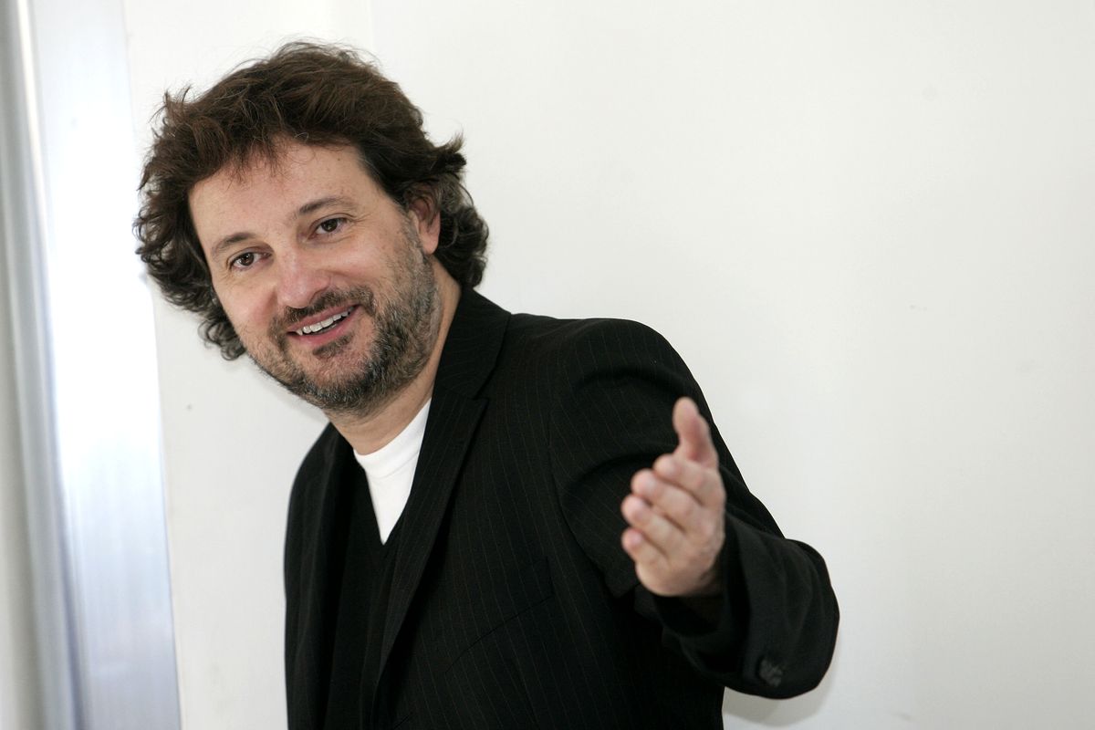 Incredibile Pieraccioni: "caccia" una signora dal pubblico
